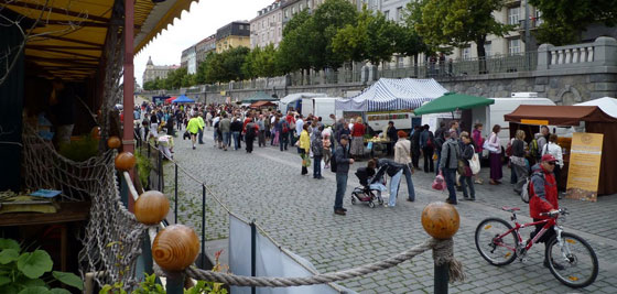 El mercado de Naplavka, en Praga | Naplavka - Guía Hipster de Praga en Tu Gran Viaje
