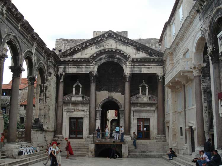 Palacio de Diocleciano en Split. Foto © Tu Gran Viaje
