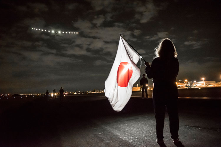 Despegue en Nagoya del Solar Impulse 2