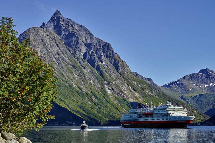 Ofertas de viajes en septiembre - Otoño de Oro de Hurtigruten - Tu Gran Viaje
