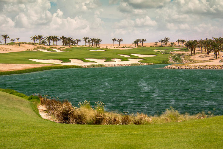 Campo de Golf en Jordania en el mar Rojo. Tu Gran Viaje. Revista de Viajes y Turismo
