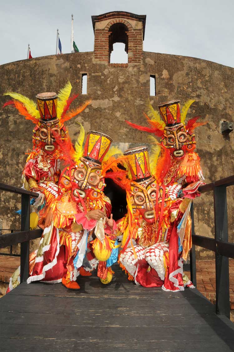 Todo sobre el Carnaval Vegano 2017 en Tu Gran Viaje. revista de viajes y turismo